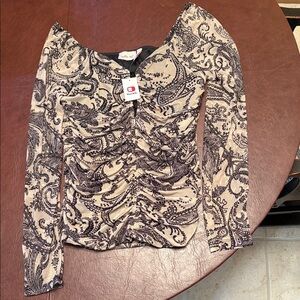 Elegant Black and Cream Paisley Blouse